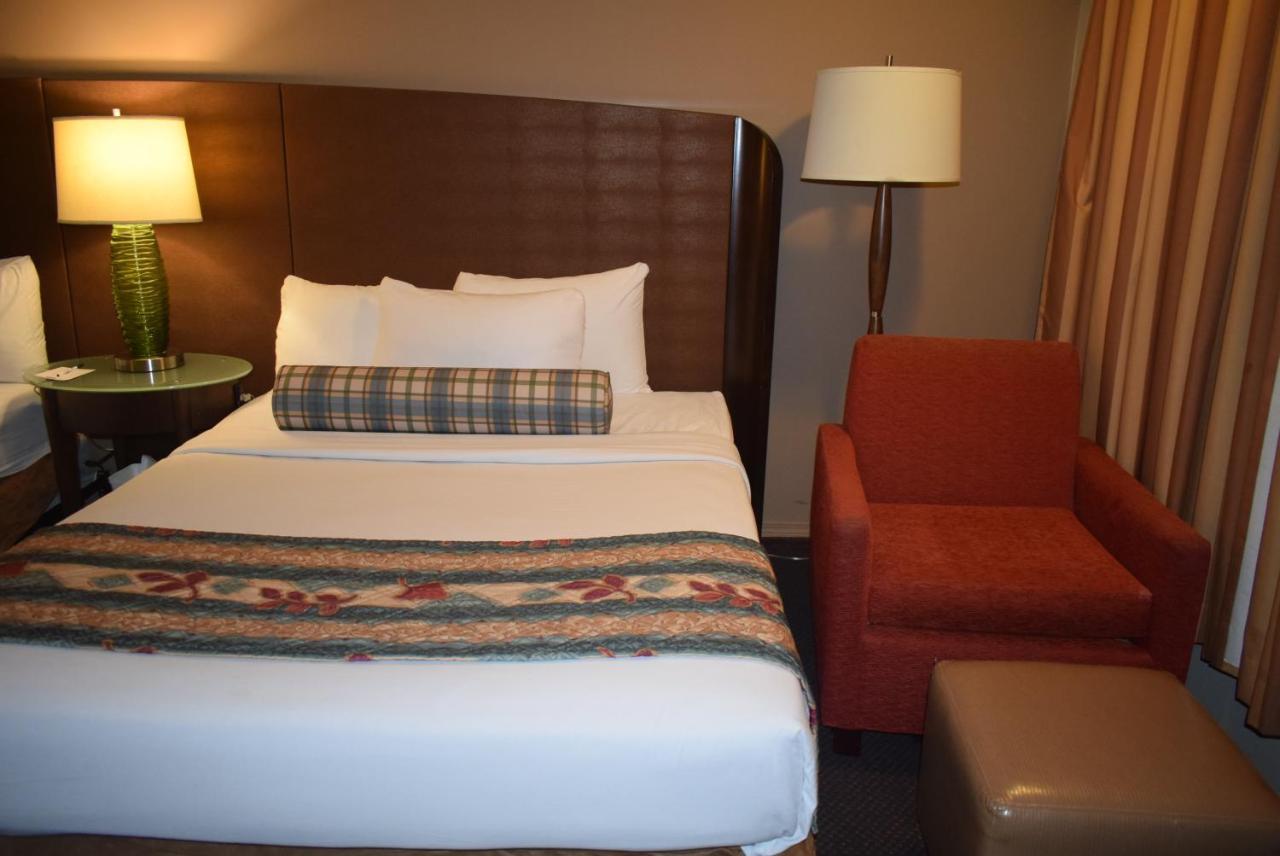 Travelodge Hotel By Wyndham צ'יליוואק מראה חיצוני תמונה